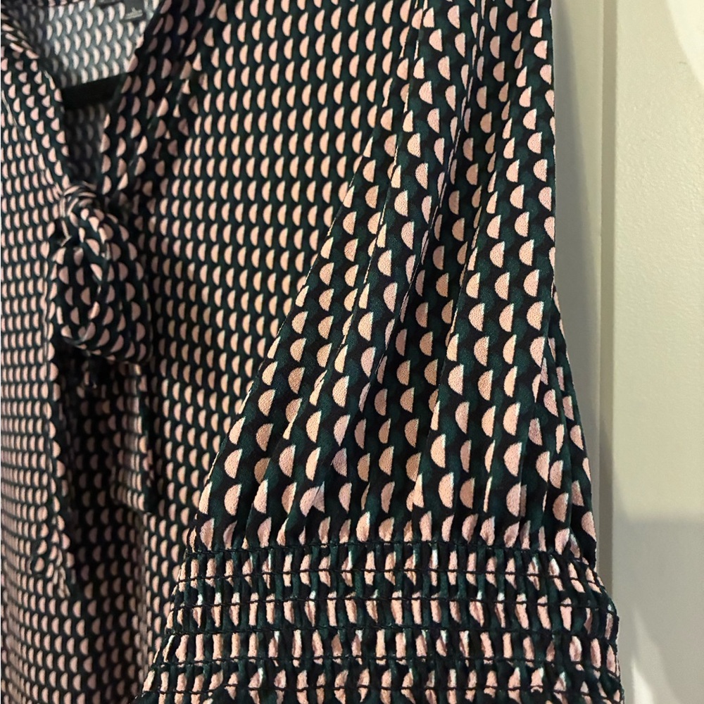 Adrianna Papell Black and White Patterned Blouse - Picture 4 of 8